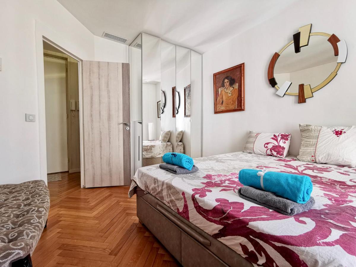 Luxury Baquis Apartment Nice Luaran gambar