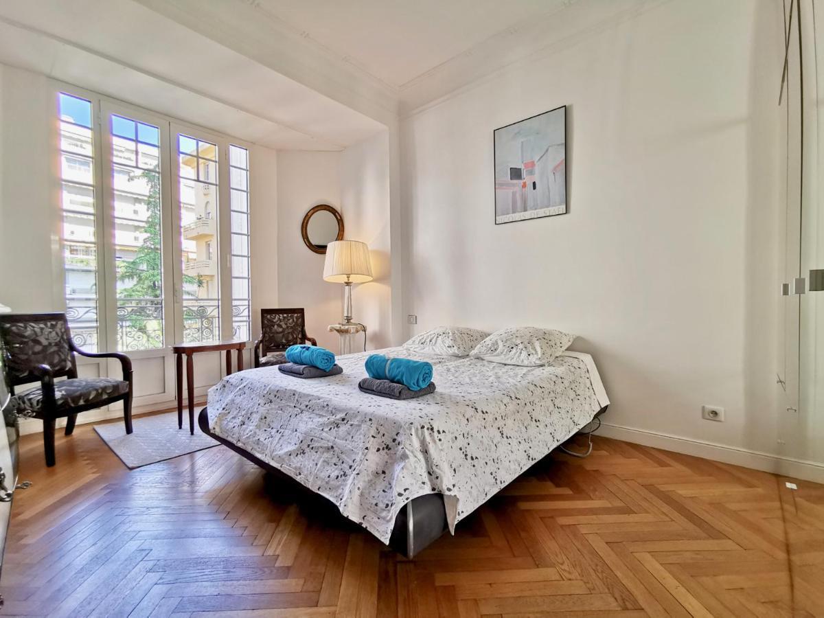 Luxury Baquis Apartment Nice Luaran gambar